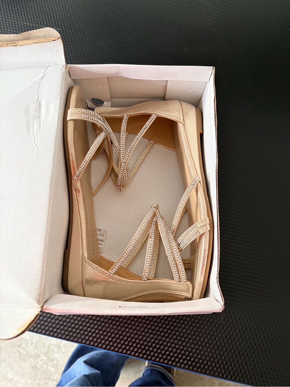 Elegant Strappy Women’s Sandals in Champagne